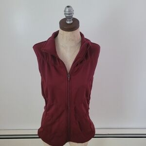 Athleta Great Heights Tech Stretch Vest Full Zip S Plum Red
